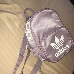 Mini adidas backpack😍